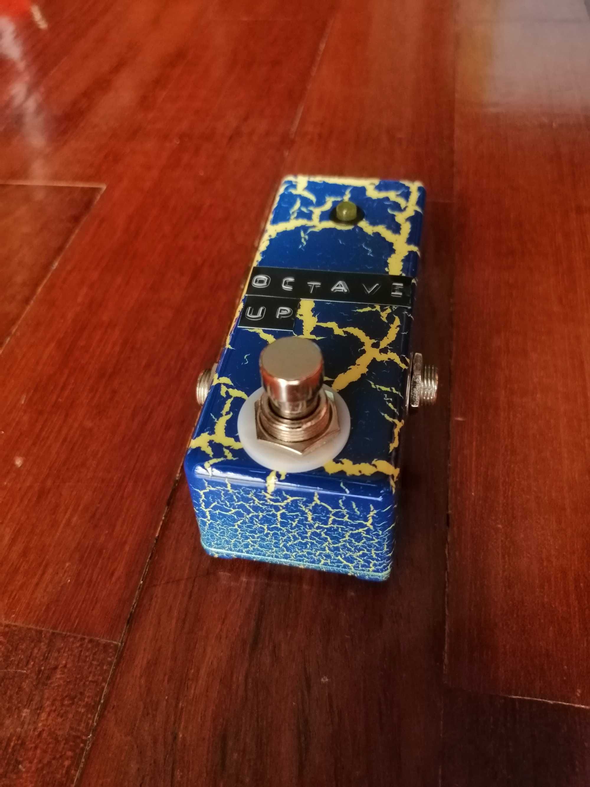 Pedal Octave UP (clone Earthquaker Devices tentacle) - DuCatano Pedals