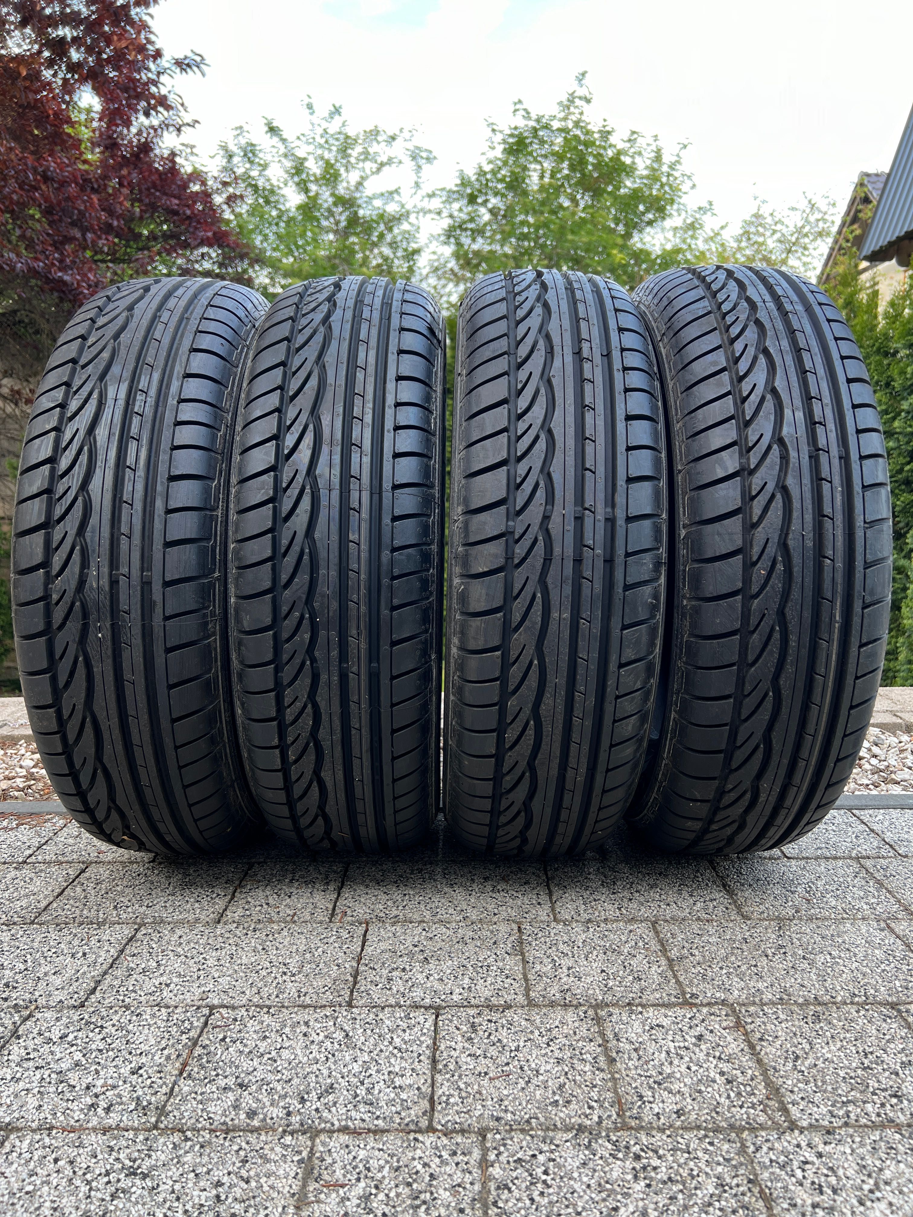 Komplet 4 szt. Opony Dunlop Sport 01, rozmiar 185/65R15 8 mm bieżnika