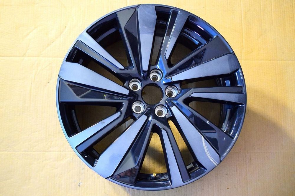 PEUGEOT 19 ,,GT Line 3008 5008 Oryginał