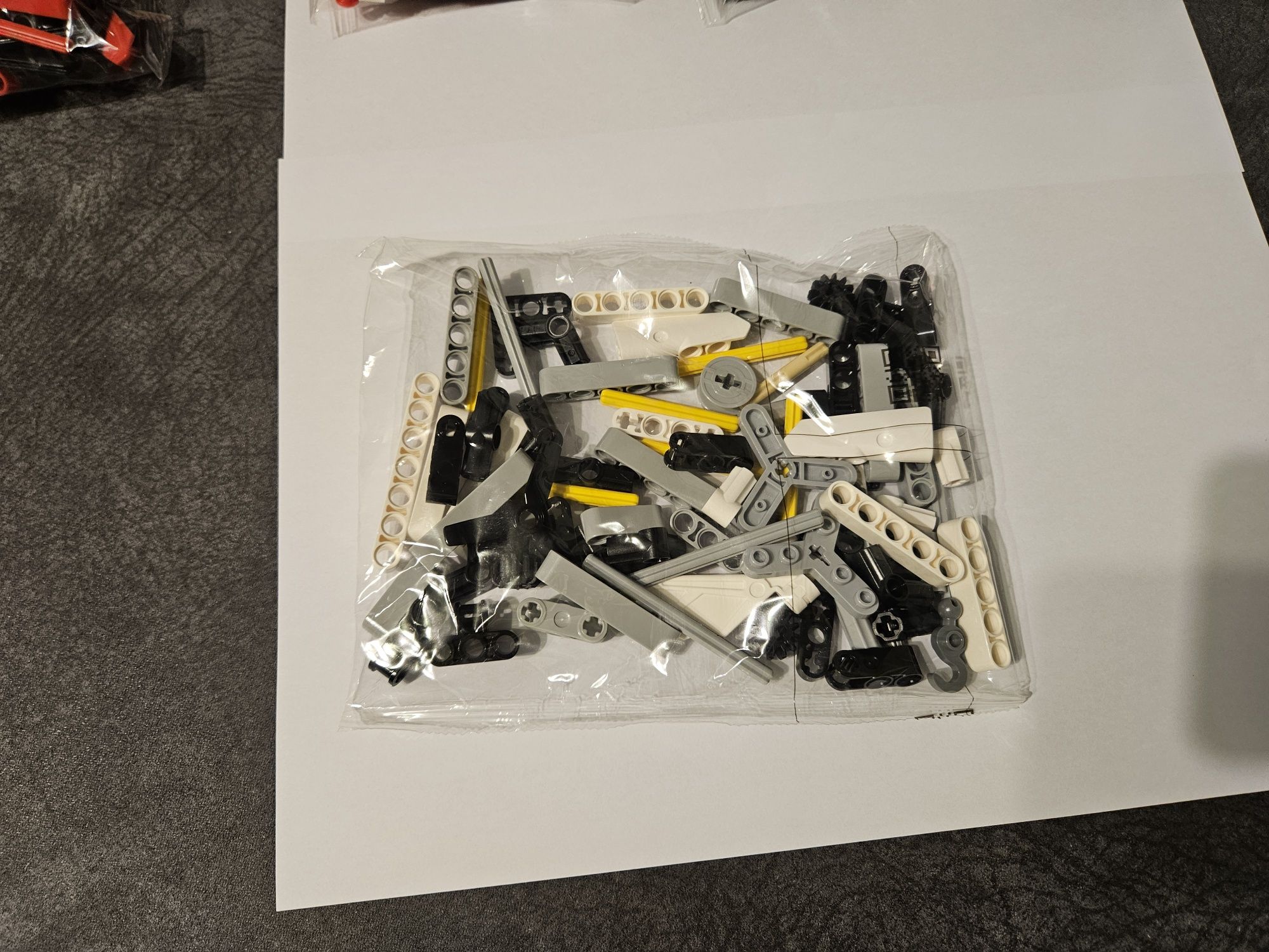 Lego Technic 42092 helikopter ratunkowy 2w1