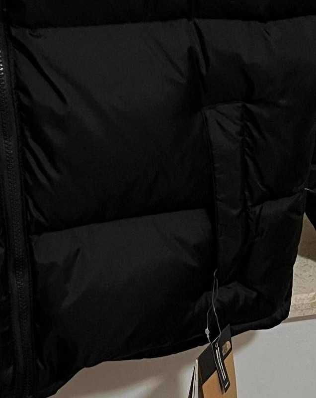Czarna-kurtka -ITNFI- NorthFace-700-Rozmiary-M
