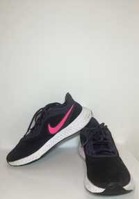 Buty damskie sportowe Nike