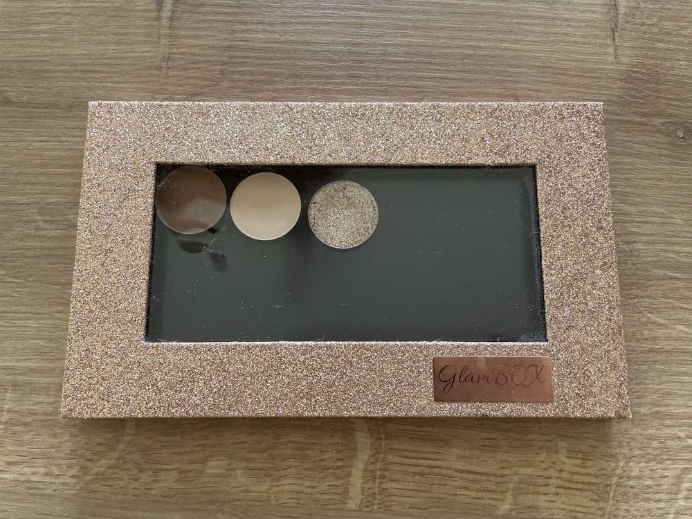 Glambox magnetyczna paleta cienie do powiek świetlik glam box matowy