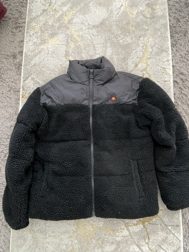 Casaco Ellesse Preto Teddy/ Puffer (novo)