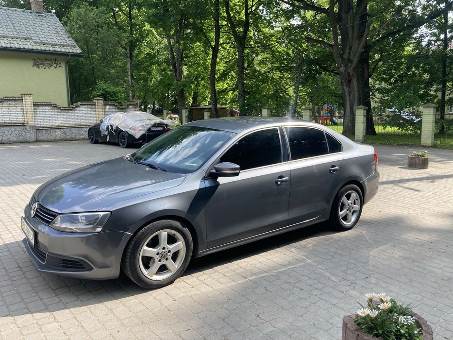 Фольсваген джета 6