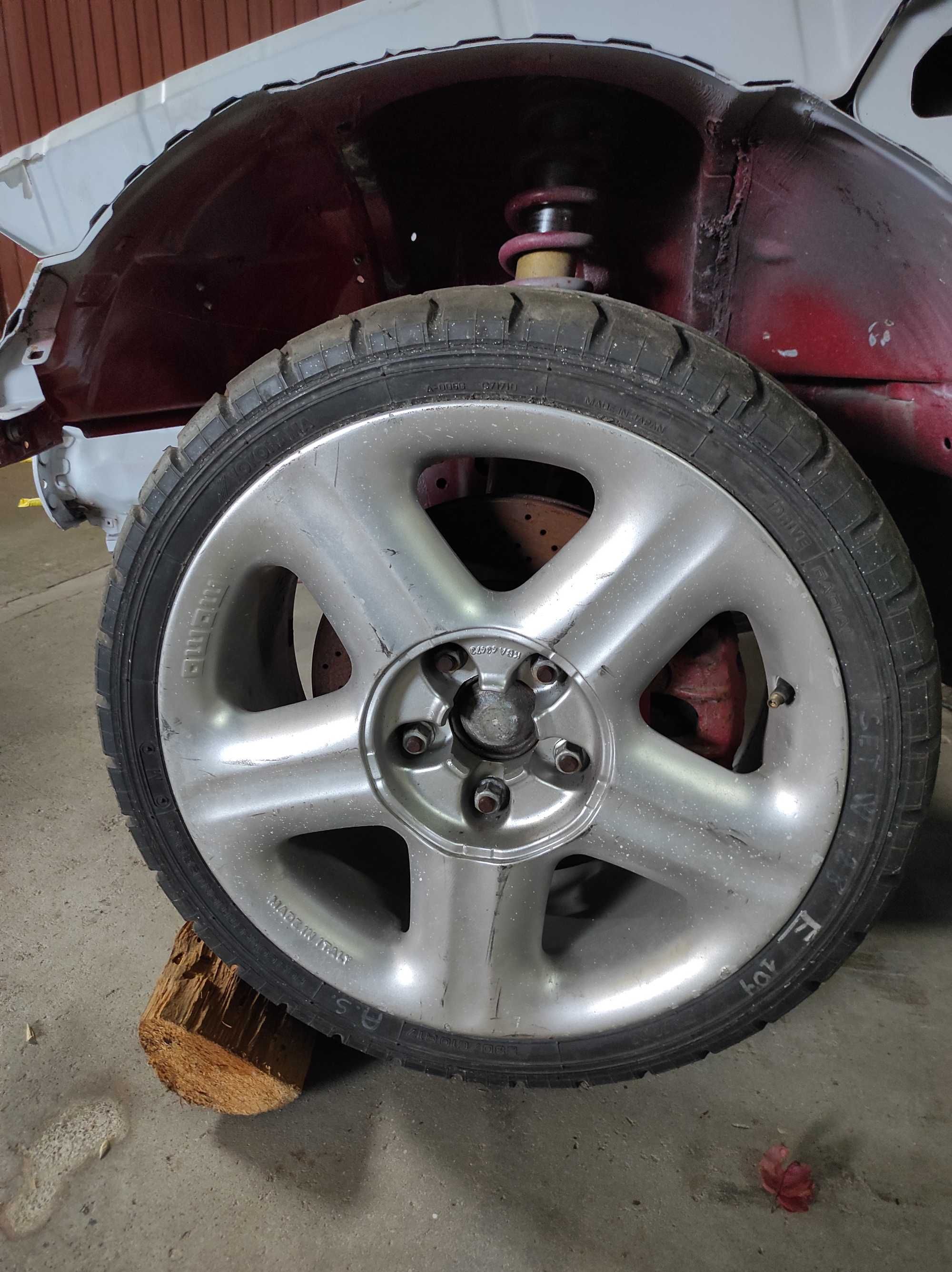 Jantes BMW 17'' 5x120 Momo Status