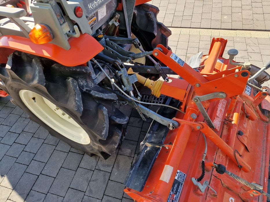 Mini traktor Kubota GB200,wspomaganie kierownicy.japoński traktorek,