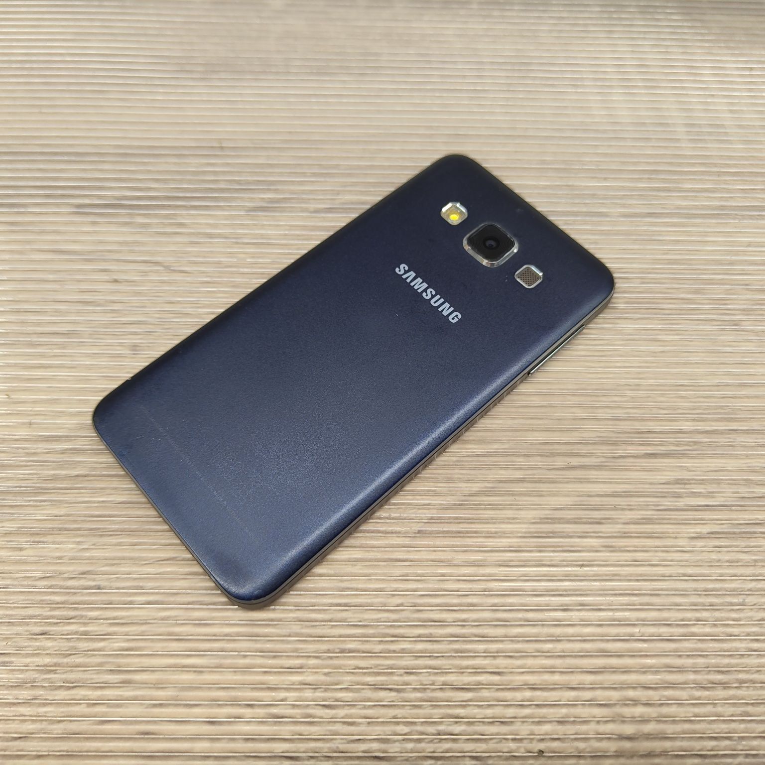 Smartfon samsung galaxy a3 sprawny