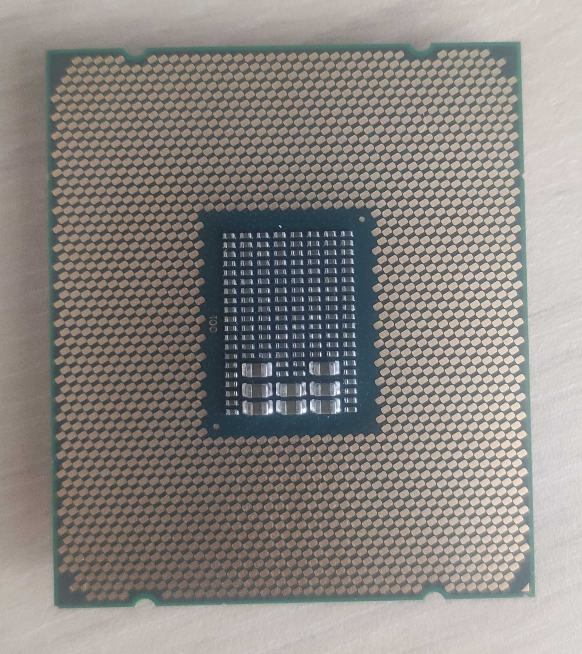 Процесор Intel® Xeon® Processor E5-2680 v4