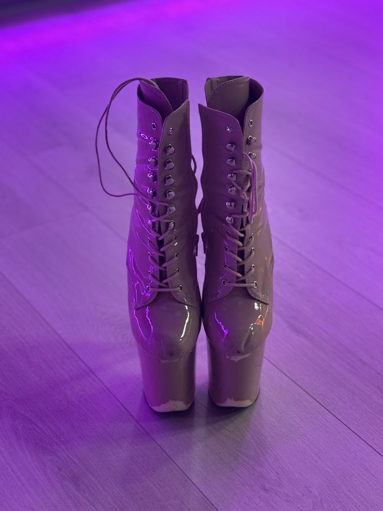 Продам стріпи pleaser трійки