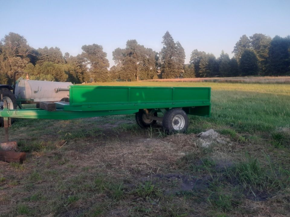 Przyczepa jednoosiowa 3,8 x 1,8 m