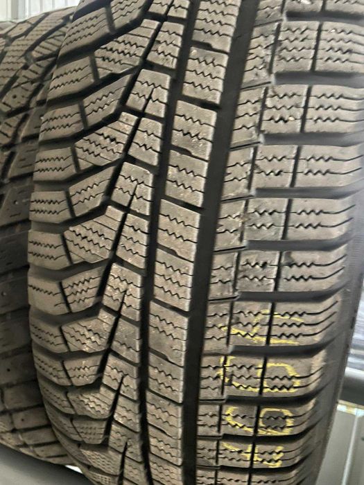 Продам шини б/у зима 215/70-R16 Hankook Winter Isept EVO 2