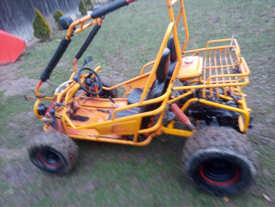 Sprzedam ładnego Buggy 200 4t . Stan dobry