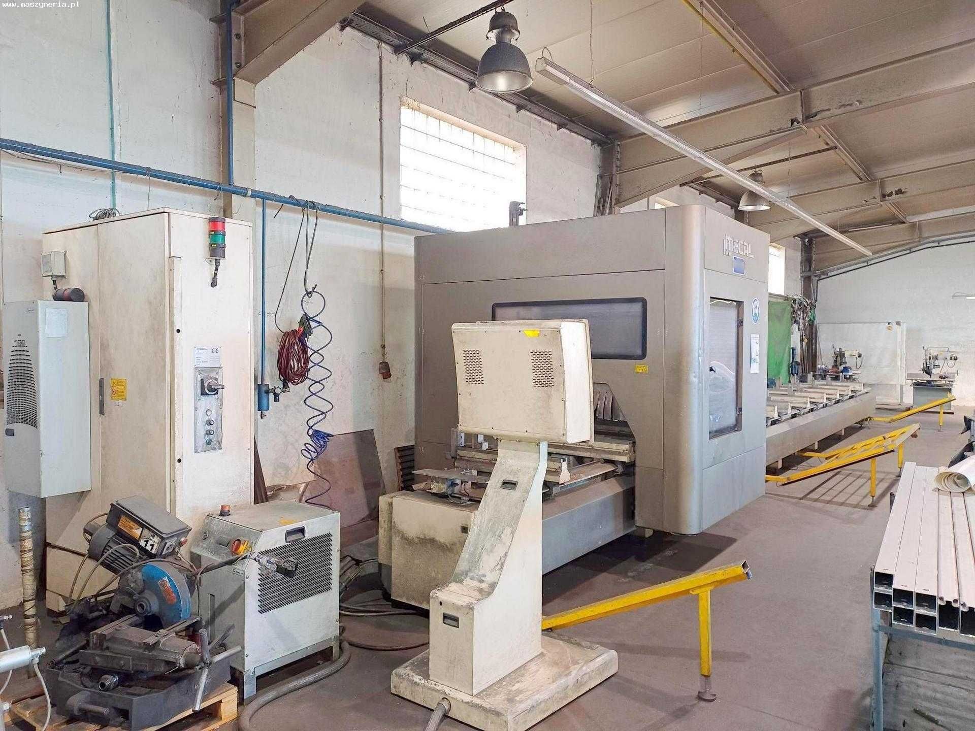 Centrum obróbcze MECAL MC302 GEOS-5 5-OSI