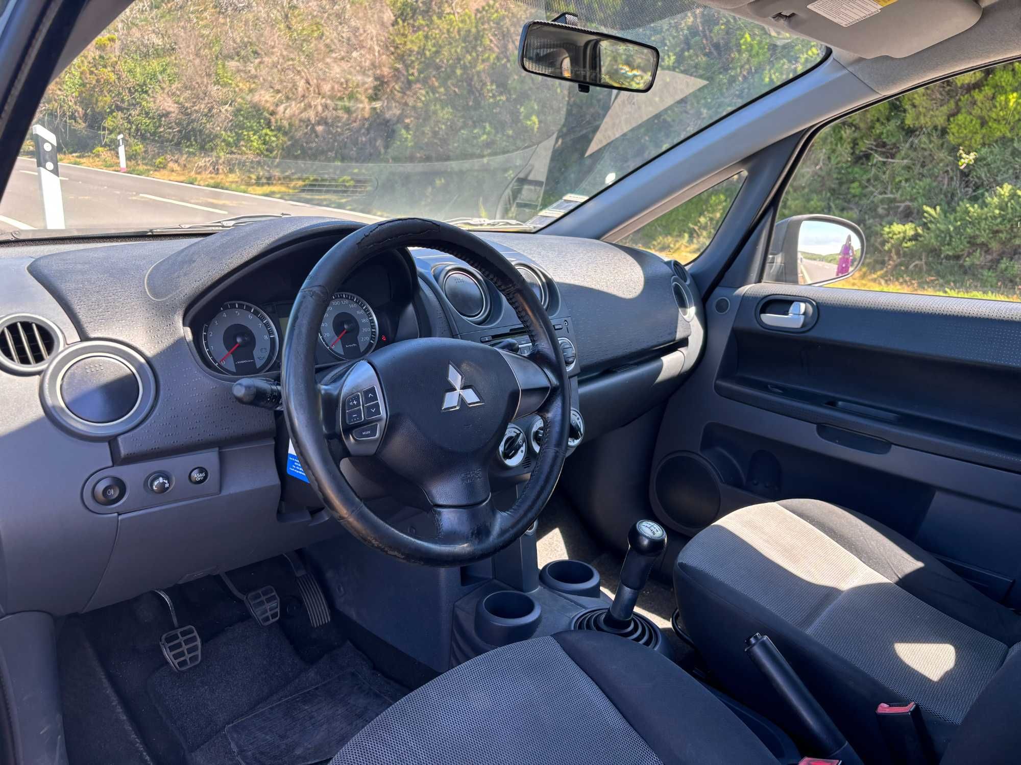 Mitsubishi Colt 1.1. 75 cv