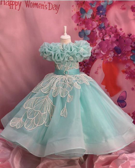 Праздничное выпускное платье 104 110 116