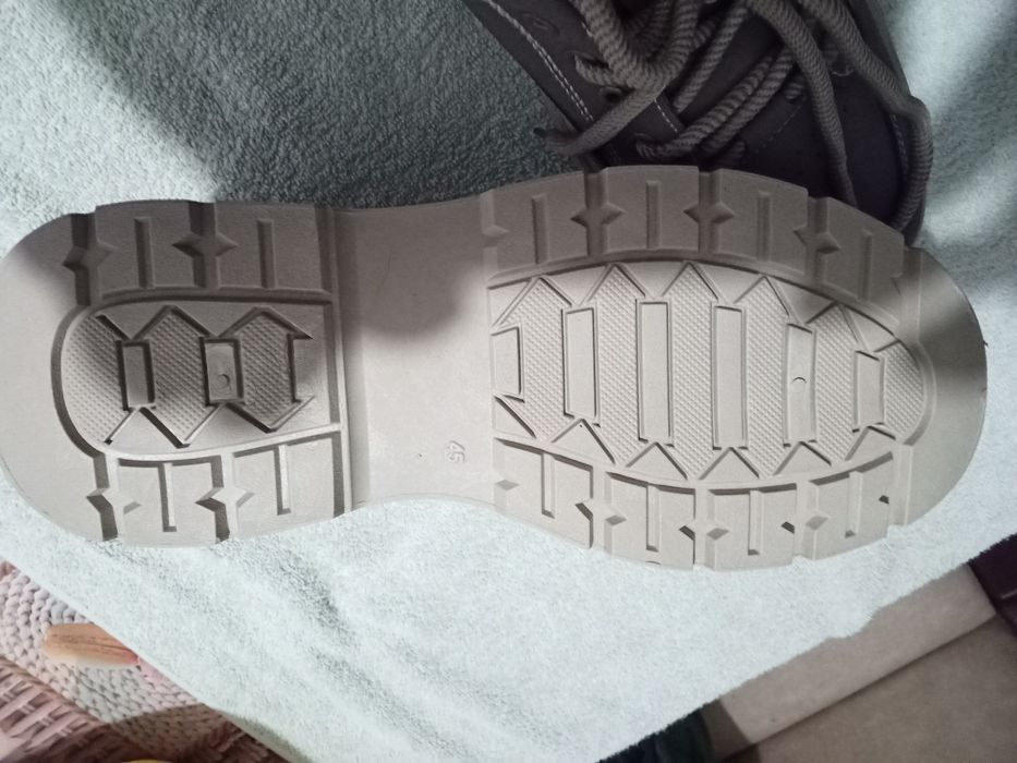 Продам чоловічі лофери