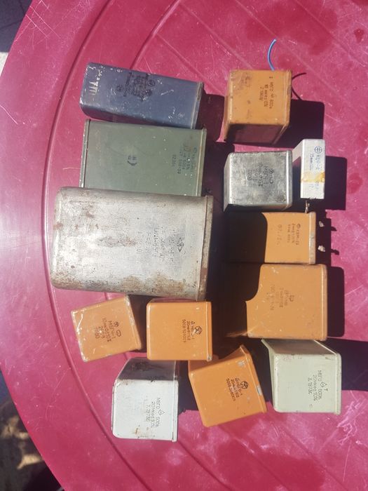 Продам Конденсаттры