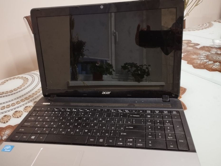 Ноутбук acer вживаний