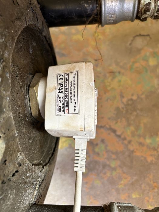 Baniak na wode z grzałką