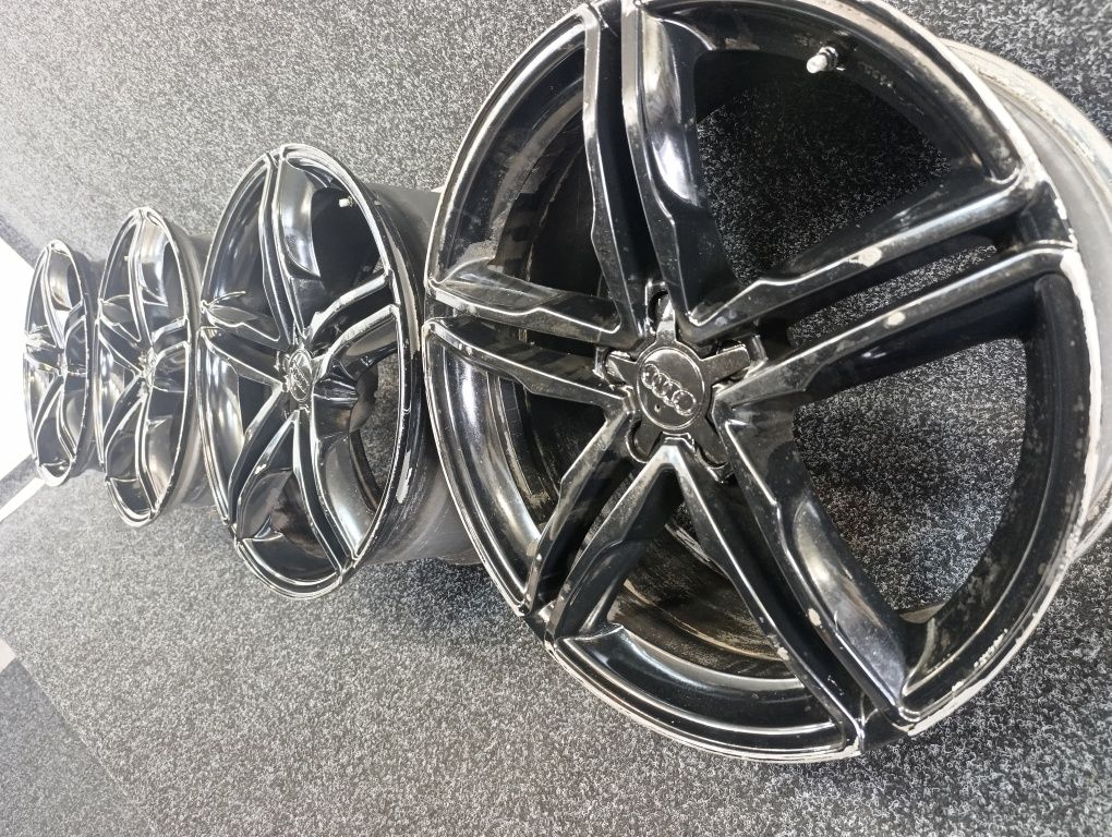 5X112 9R20 Audi Q7 , SQ7  Оригінальні