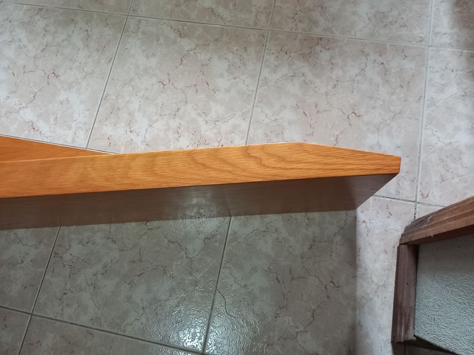 Parteleira em madeira de cerejeira