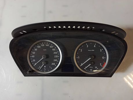 BMW E60 E61 Licznik zegary Europa