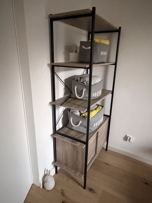 Regał z szafką przesywną