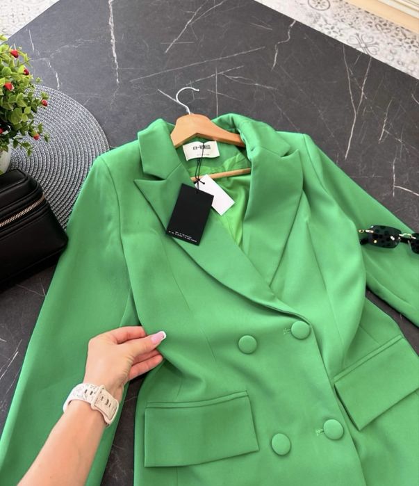 Пиджак зеленый с размер