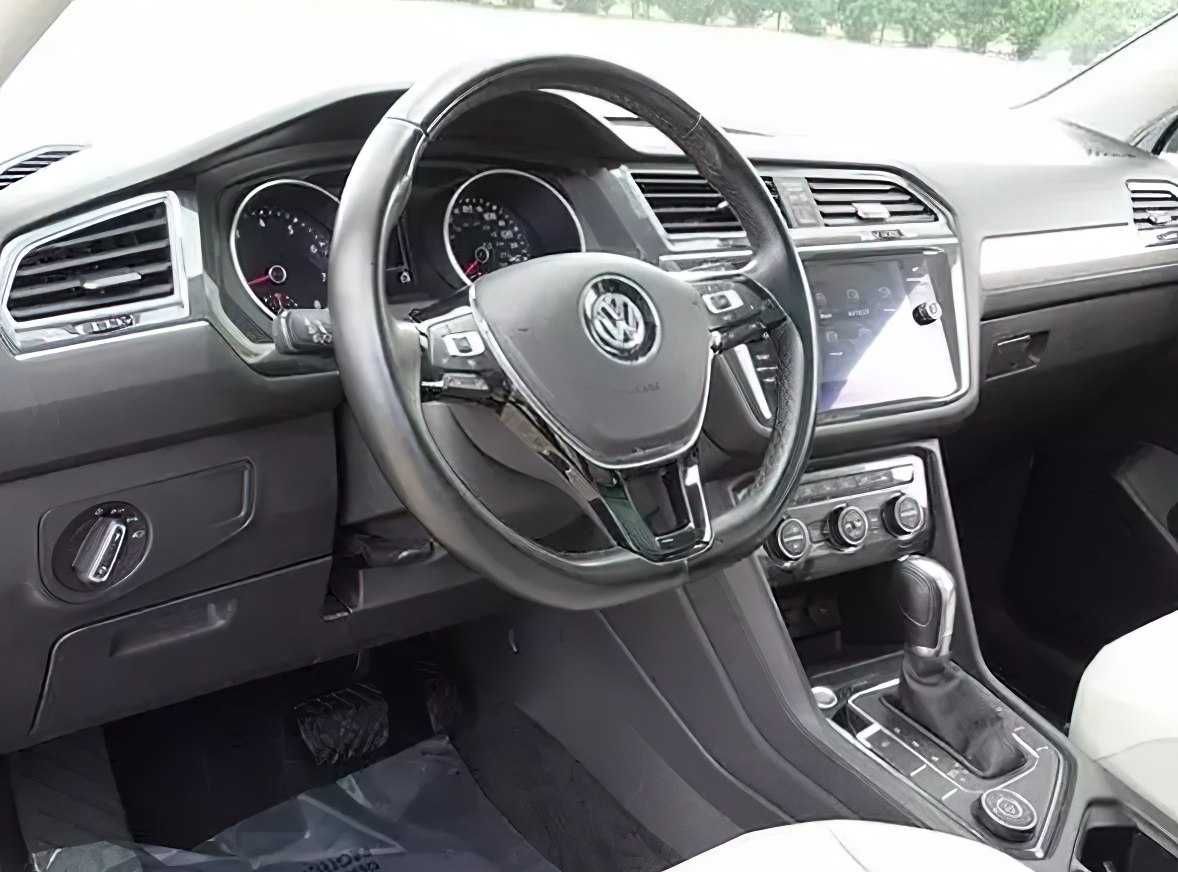 Volkswagen Tiguan SE 2019