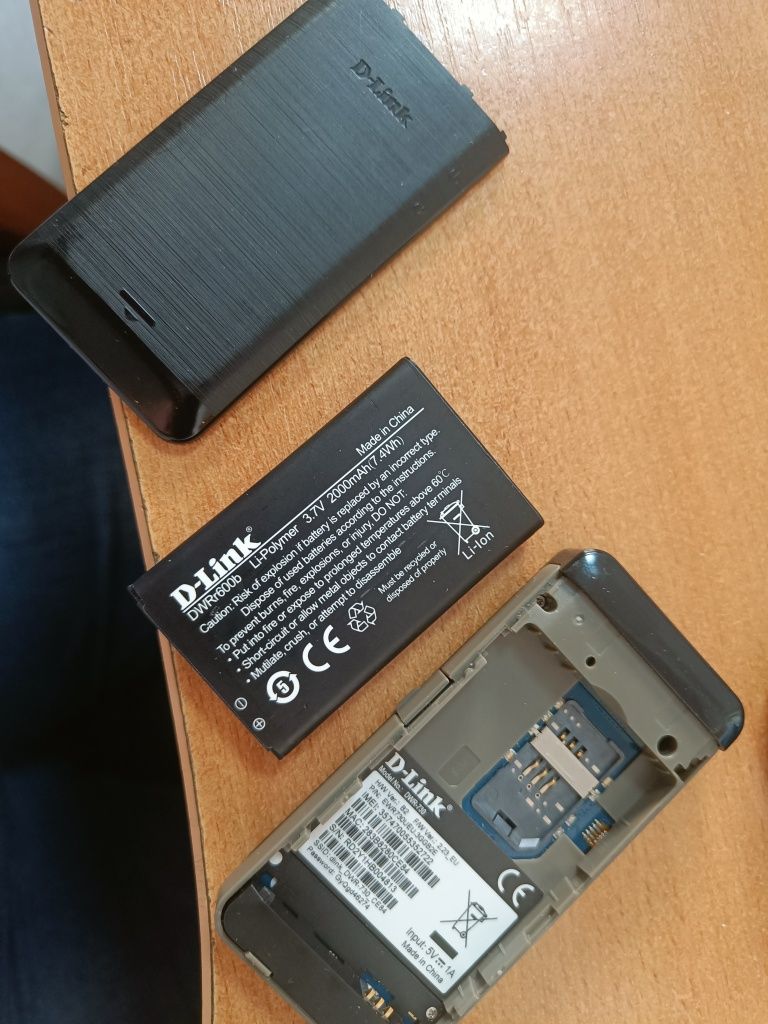 Роутер мобільний D-link GSM