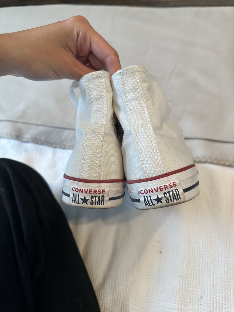 Кеди converse all star , білі , розмір 37,5 (підійде на 38)