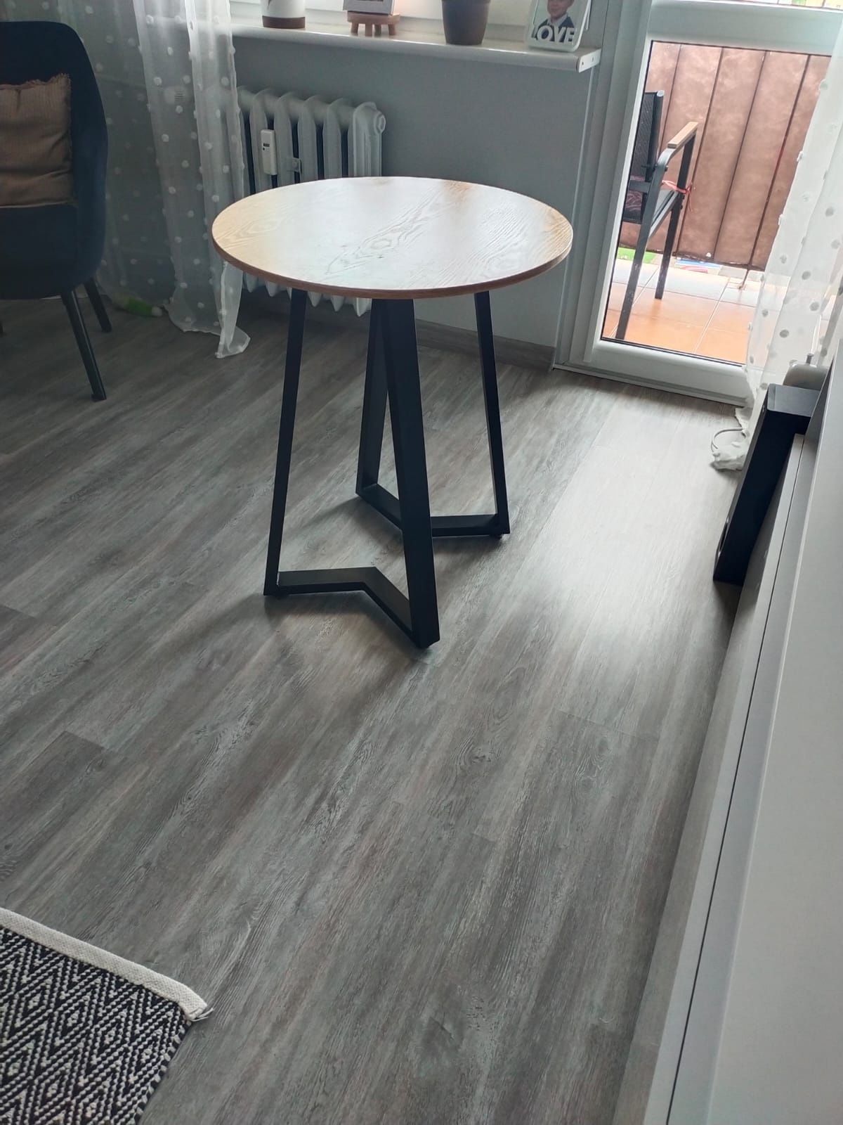 Stolik w stylu loft 60 cm