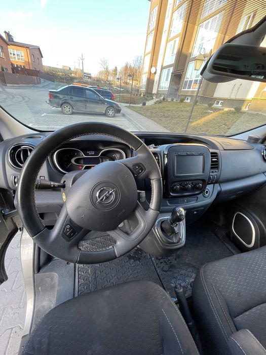 Пасажирські перевезення,трансфер Буковель,оренда авто