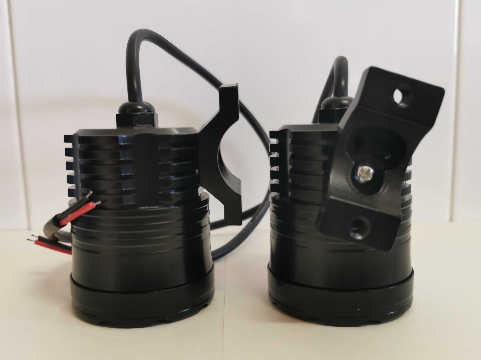 Faróis Auxiliares/ Nevoeiro Leds / Motos / Motards ( NOVOS )