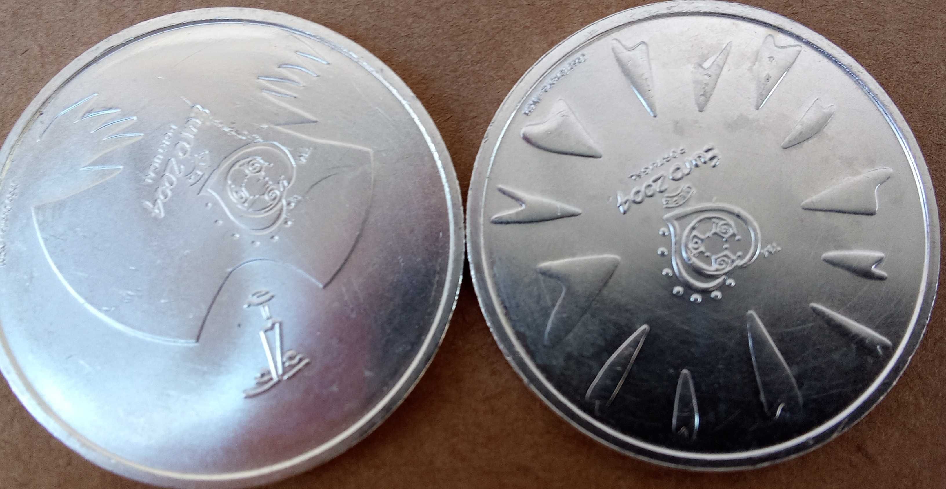 2 Moedas de 8 Euros prata, ano de 2004,