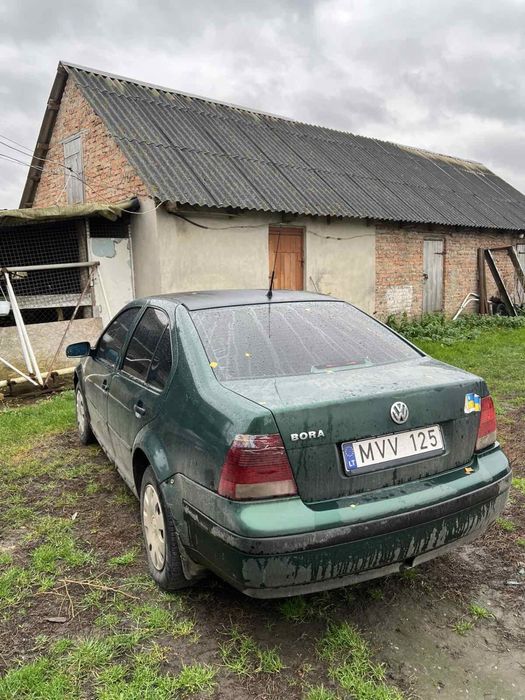 Продам фольцваген 1,8 бенз