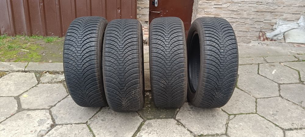 Opony całoroczne Falken 205/55r16