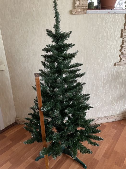 Ялинка штучна 150 см  «Європейська сніжинка»