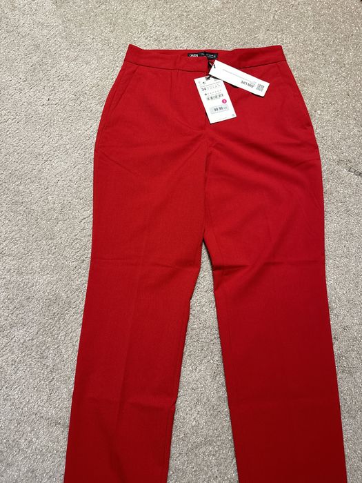 Spodnie czerwobe Zara