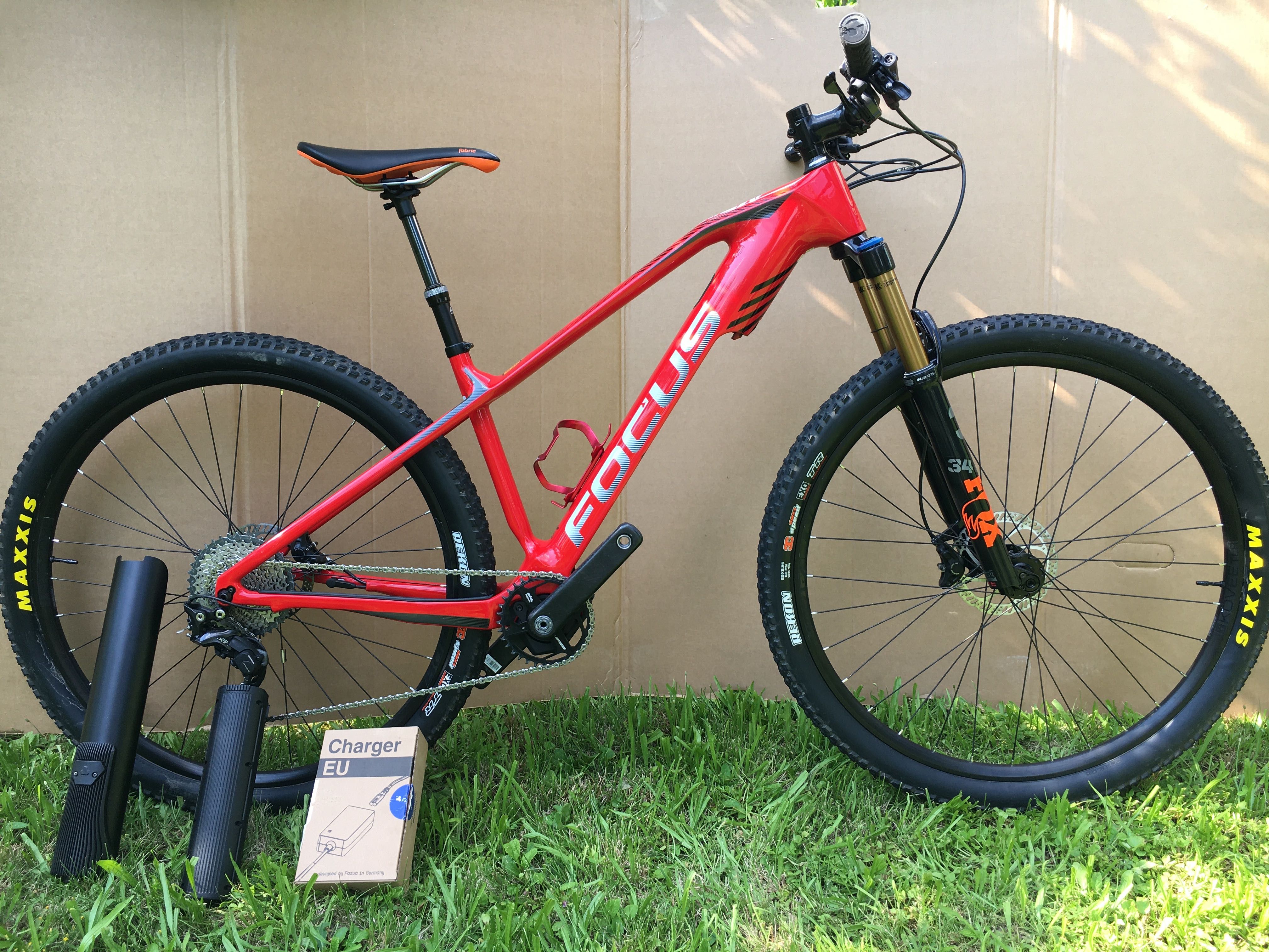 Focus Raven 2 карбон Електровелосипед Fazua Fox 34 XT SLX Bontrager