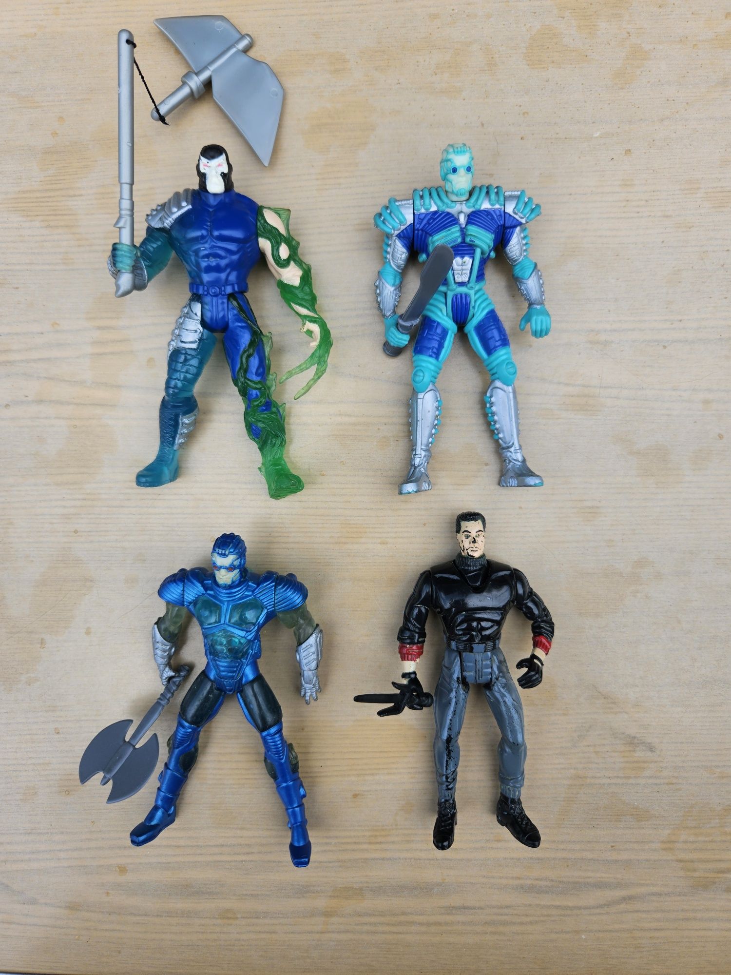 Bena Бэйна Legends ,DC Comics, Kennel