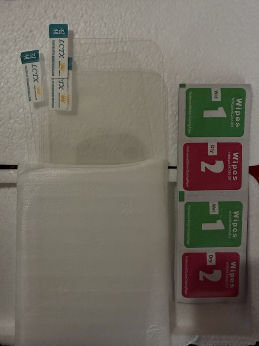 Скло на телефон 15 про