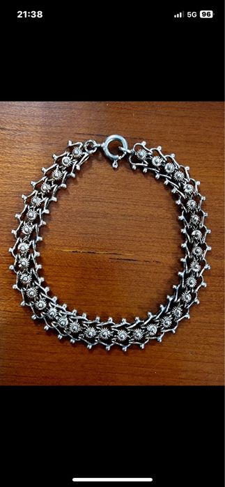 Pulseira em prata muito antiga.