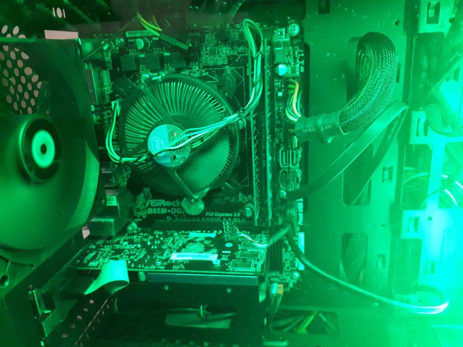 Komputer stacjonarny gratis monitor philips 19 cali led