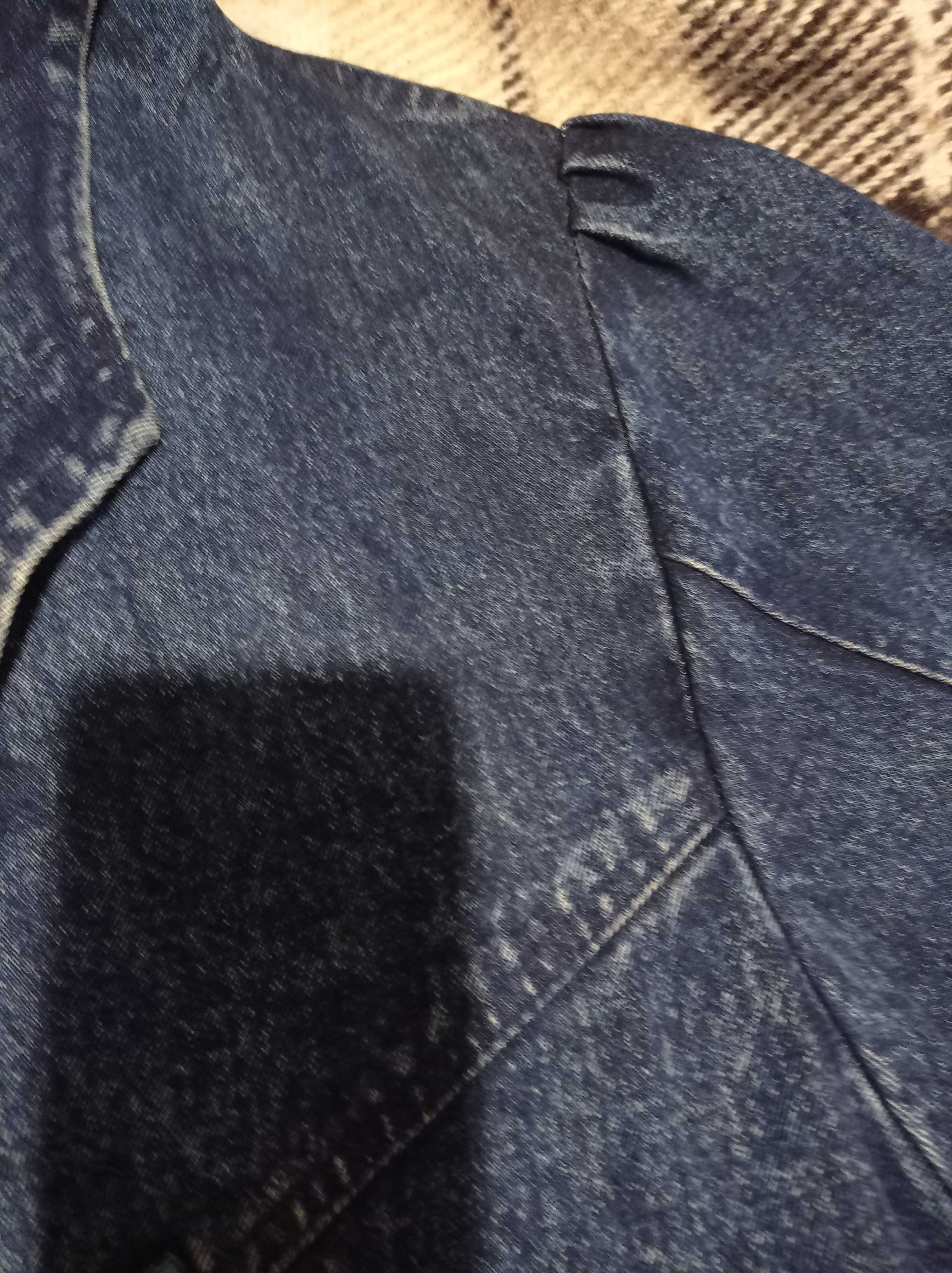 Куртка жіноча джинсова