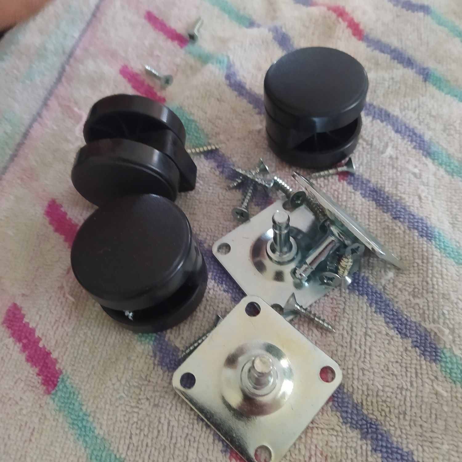 Rodas para mobília (4x cada pack)