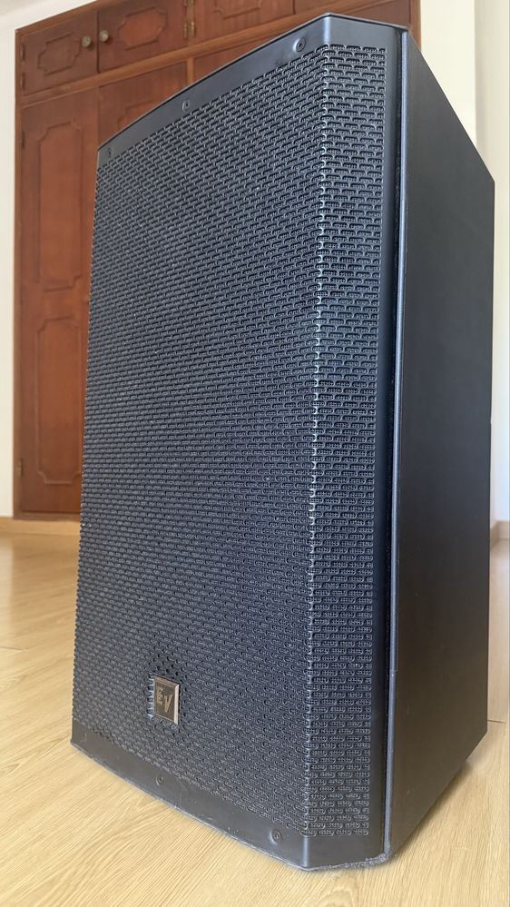 ZLX 15BT 1000w powered speaker