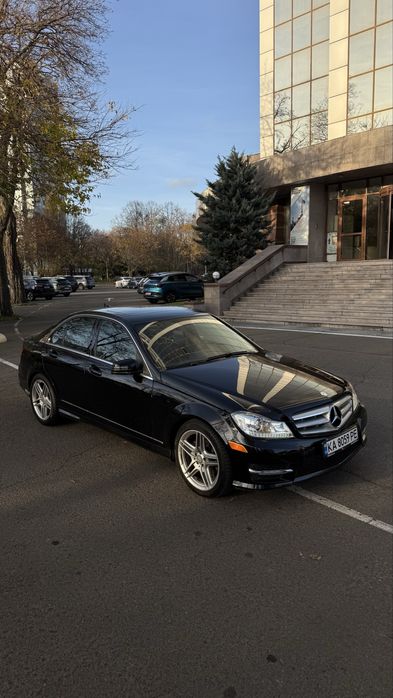 Mercedes C250 AMG 2014 год 1.8 Kompressor
