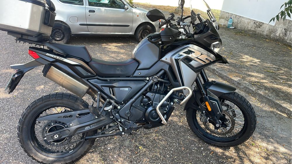 Voge 650 DSX – 2023 | Extras + Garantia até 2028 | Apenas 5300 km